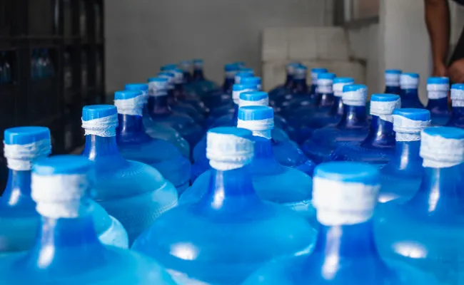 water-bottle-storage